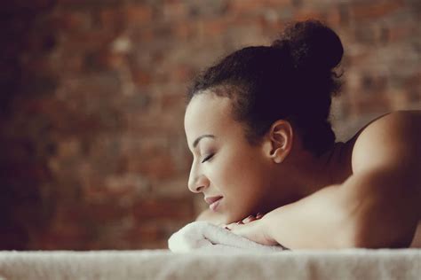Massagem Sensual de Corpo Inteiro Massagem sexual Funchal